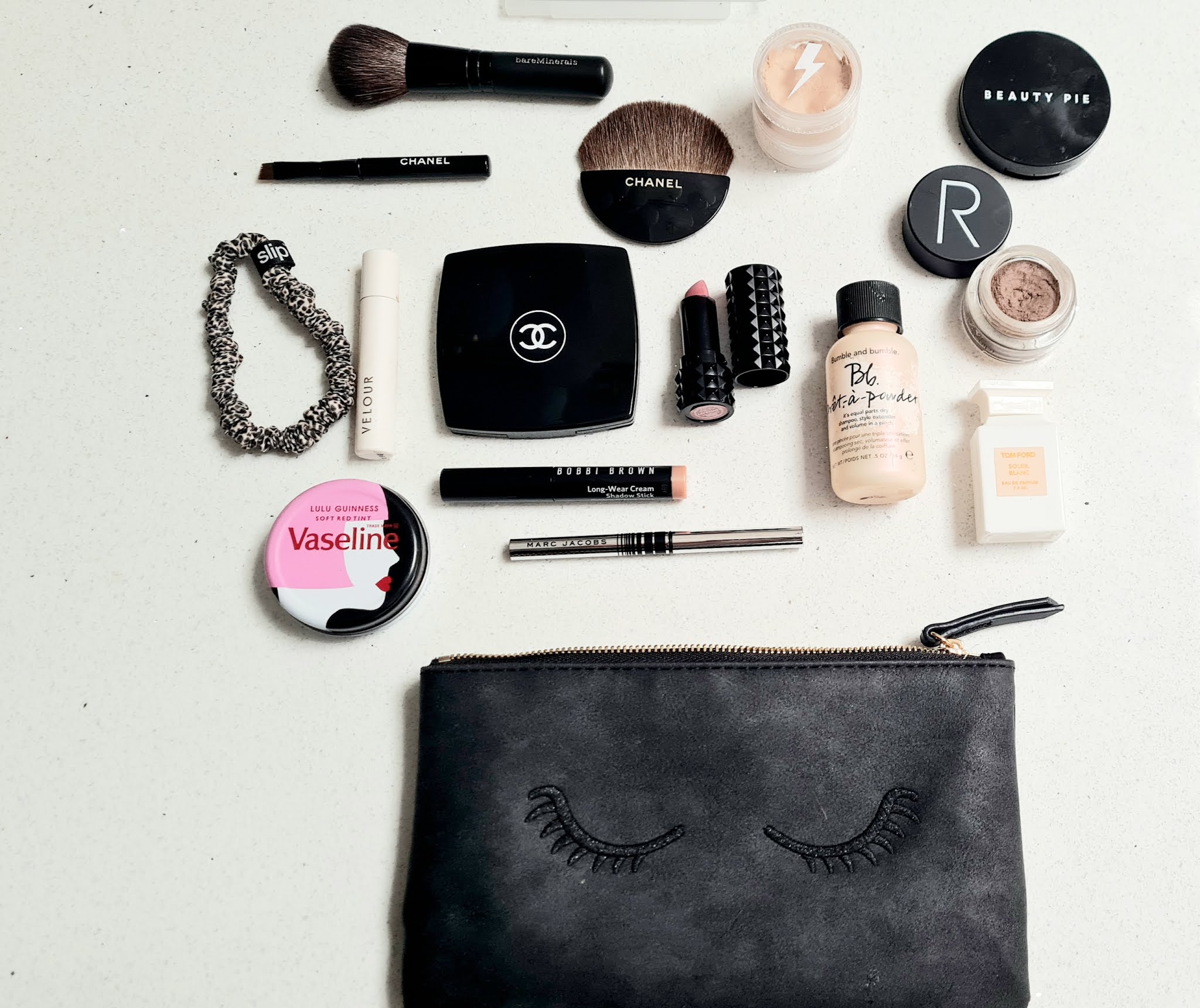 Beauty On The Go, What's In My Mini Makeup Bag?